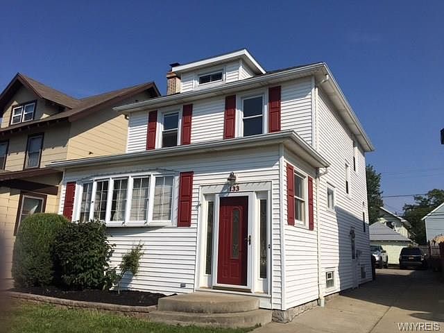 1st image of 133 W Hazeltine Ave