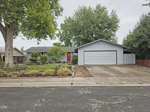 1874 Marys Way, Central Pt, OR 97502