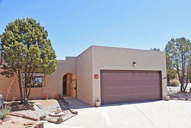1102 Calle Del Valle Pl Belen-small-002-
