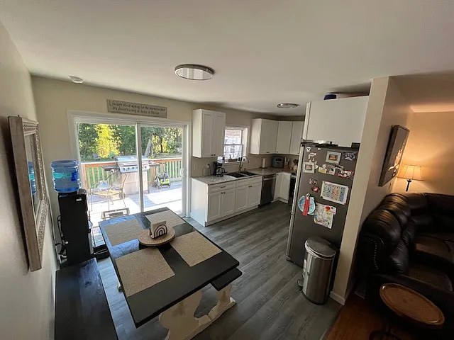 188 Hudson Ave — Photo 20