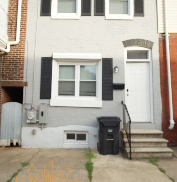 1st image of 727 N Scott St