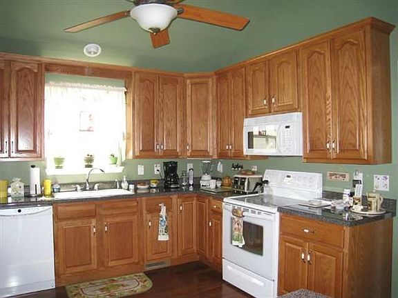 3rd image of 177 Heather Oaks Trl SE