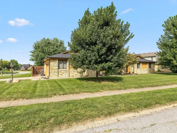 1608 Friendship Dr, Indianapolis, IN 46217