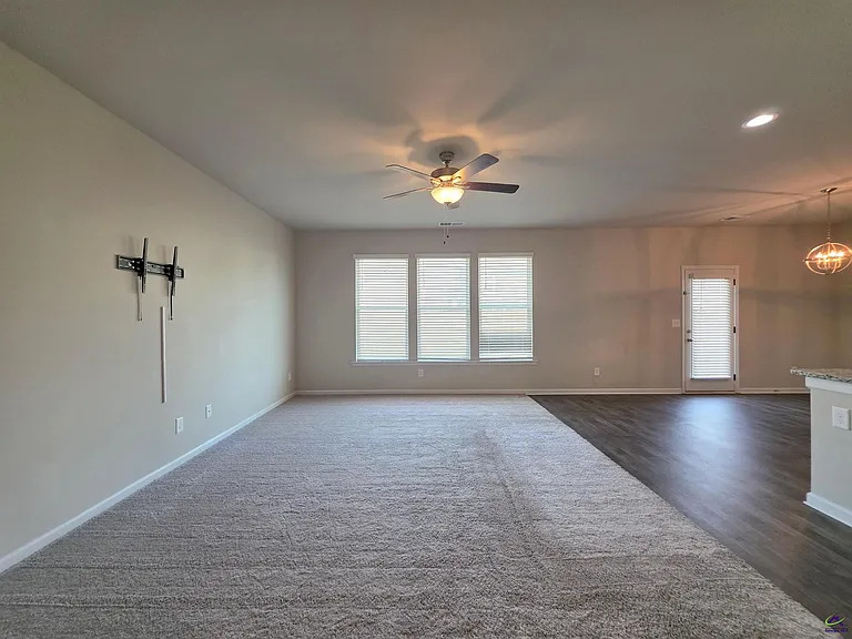 136 Red Birch Ln — Photo 4
