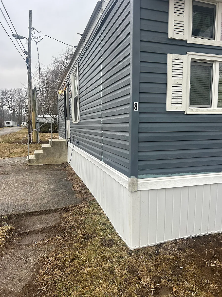 Building Photo - 470 Jones Rd #8