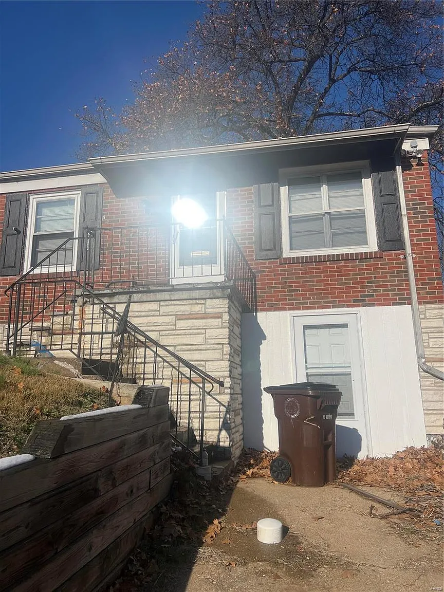 6713 Donald St photo 1