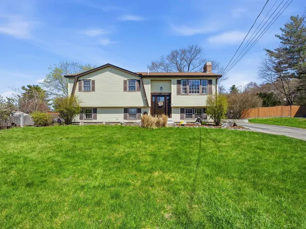 4 Percheron Circle, Nashua, NH 03062