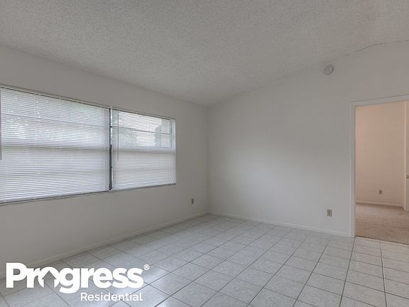 3rd image of 3000 Woodchase Ct