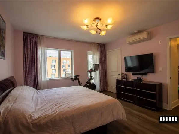 3435 Guider Avenue image 4 of 14