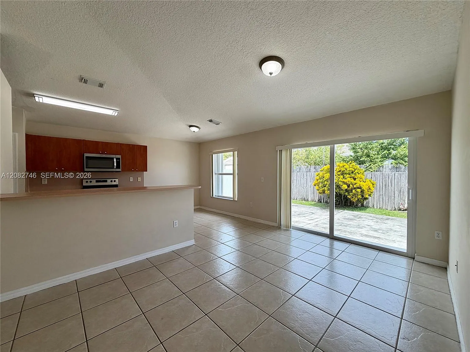 Abel Homes At Cambridge E — Photo 3
