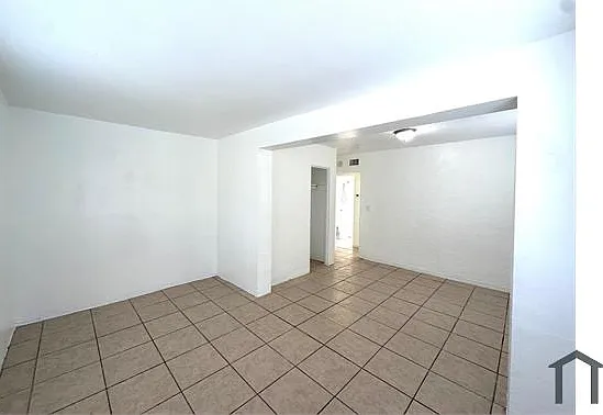 626 31st St S — Photo 26