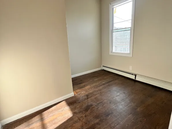 166 Armstrong Avenue image 3 of 6