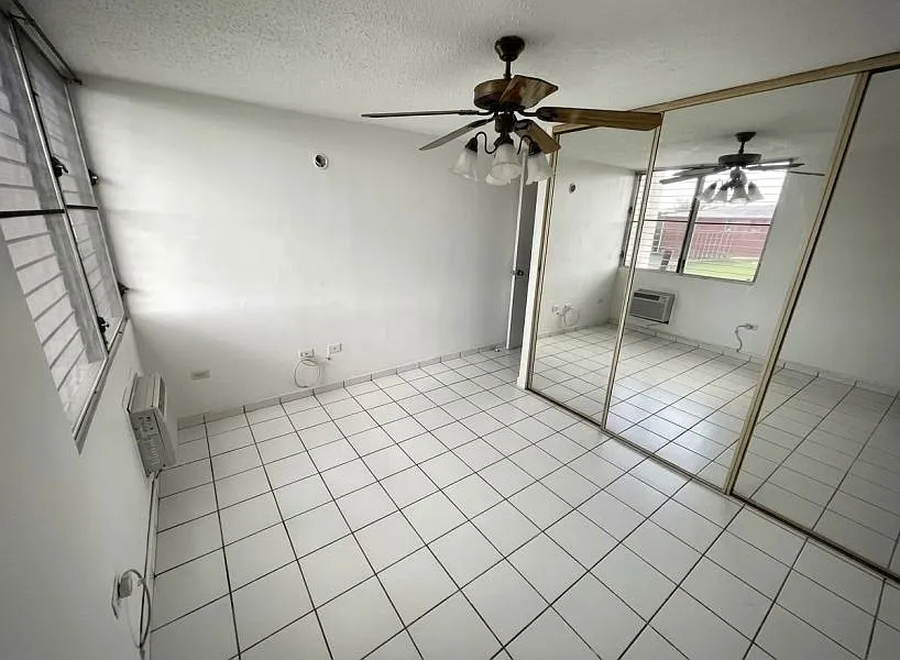 3 bed, 2.0 bath, 955 sqft, $1,400 — Photo 4