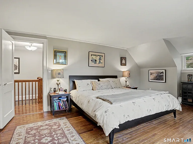 46 Valleywood Rd — Photo 16