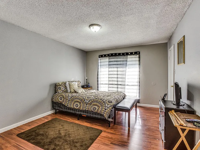 Residences at White Rock Lake — Photo 28