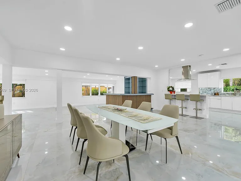 200 N Hibiscus Dr — Photo 10