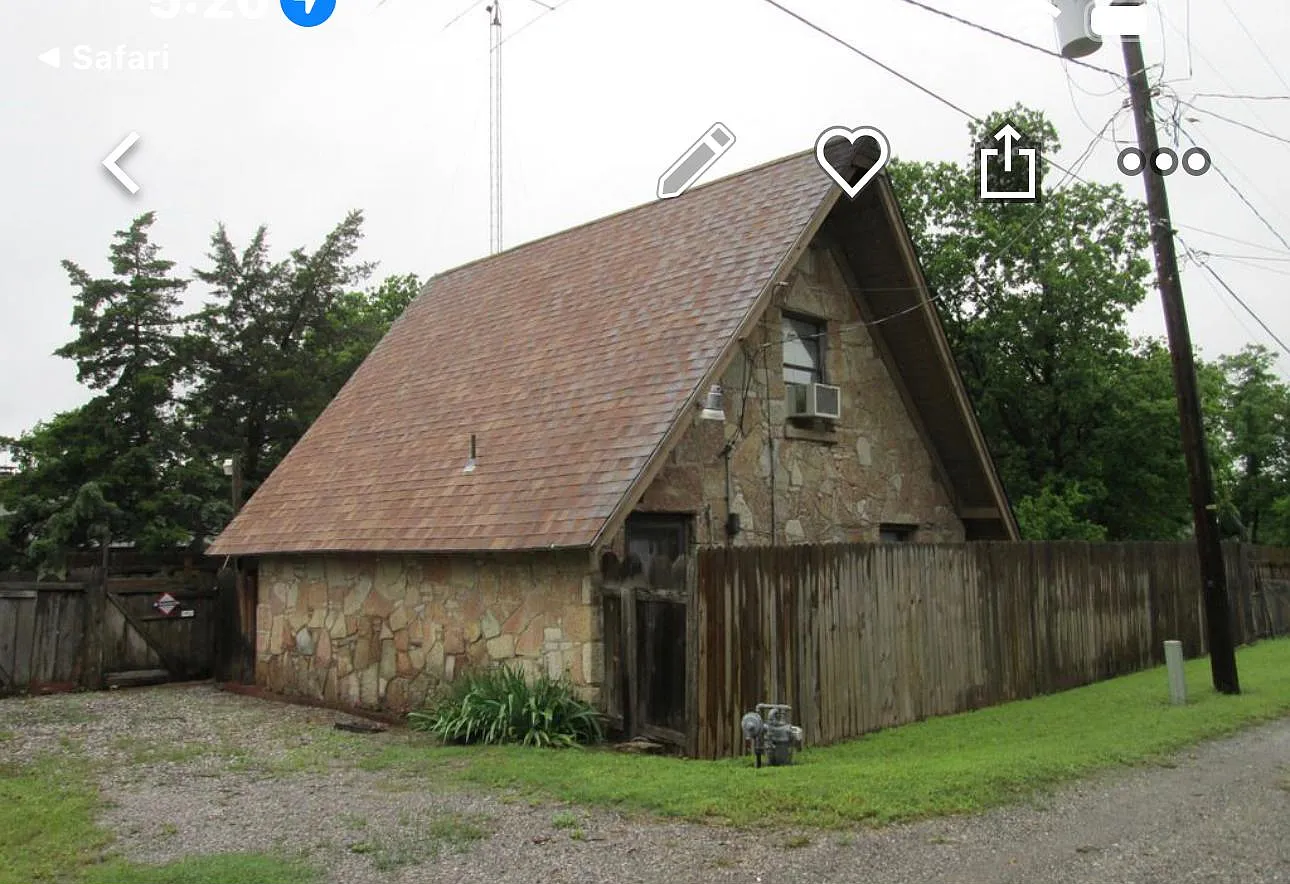 1 bed, 1000 sqft, $900 — Photo 1