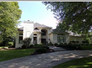 5301 W Deerbrook Dr, Muncie, IN 47304