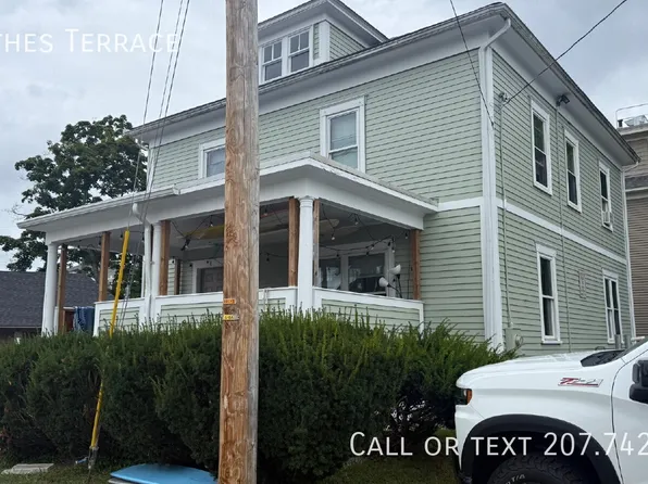 8 Mathes Ter, Durham, NH 03824