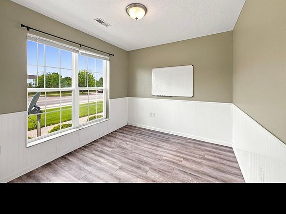 3rd image of 5976 New Albany Rd W