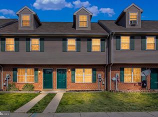 117 Orchard Ln #12, Hanover, PA 17331