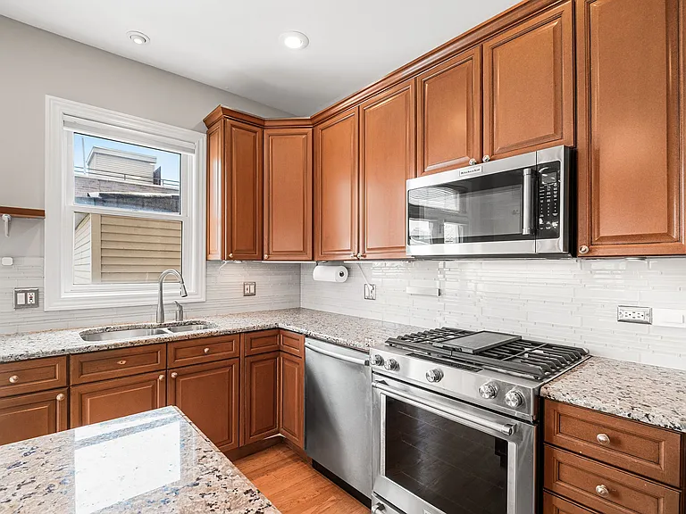 854 W Buckingham Pl #3NE — Photo 5