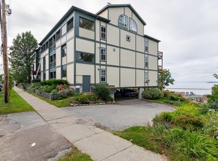 33 North Ave APT 4, Burlington, VT 05401