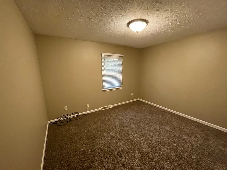 763 Mentor Ave — Photo 11
