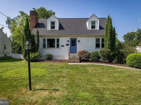 14 W Clearview Ave, Wilmington, DE 19809