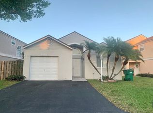 10133 SW 223rd Ter, Cutler Bay, FL 33190