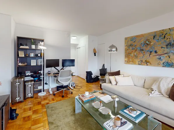 14 Horatio St APT 12E, New York, NY 10014