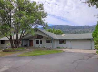 37768 Charnal Cir, Oakhurst, CA 93644