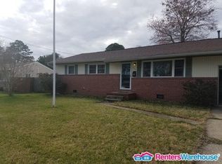 329 Barcelona Ln, Virginia Beach, VA 23452