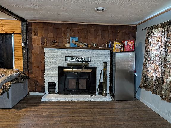 4th image of 283 Nebraska Rd