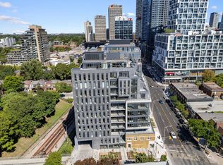 8 Manor Rd W #PENTHOUSE 1, Toronto, ON M4S 0E6