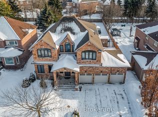 598 Lyman Blvd, Newmarket, ON L3X 1V9