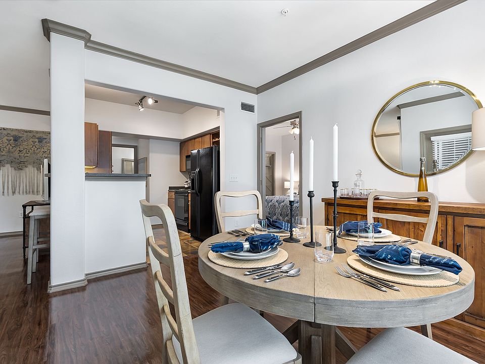 Dining Room and Kitchen Villas at Stone Oak Ranch