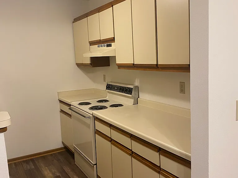 Arrowhead Heights — Photo 6