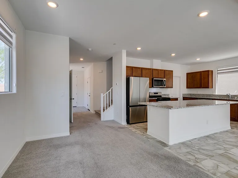 10303 Dallington St — Photo 7