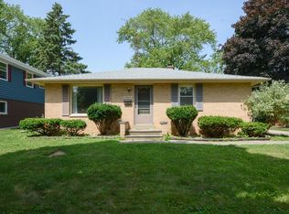 5608 54th Ave, Kenosha, WI 53144