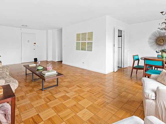 3rd image of 196 E 75th St APT 10E