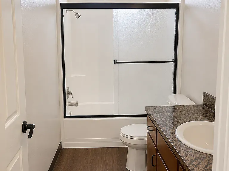 2 bed, $2,795 — Photo 3