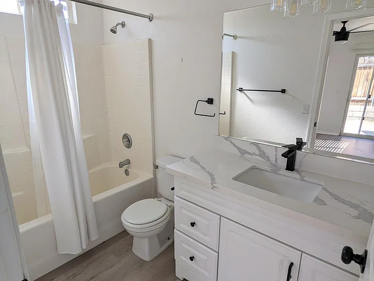 7154 Barberry Ave — Photo 10
