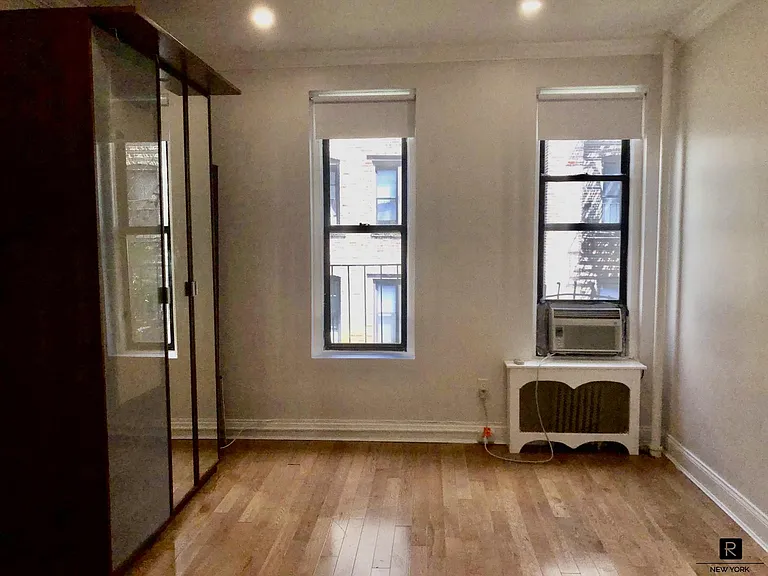 325 E 90th St #2RE — Photo 11