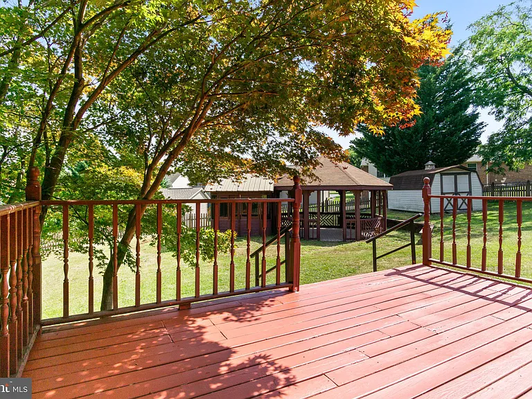 26 Princeton Pl — Photo 14