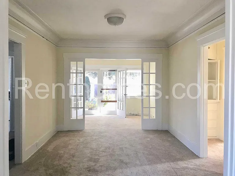 3311 Dale St — Photo 4