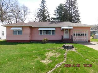 420 4th Ave S, Strum, WI 54770