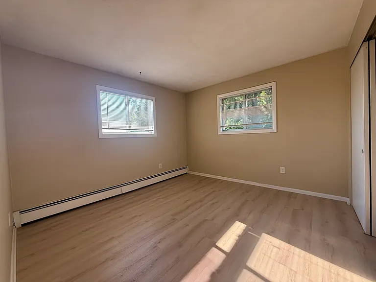 69 Newton St #9 — Photo 4