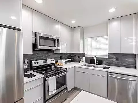 10614 Eastborne Ave #203 — Photo 9