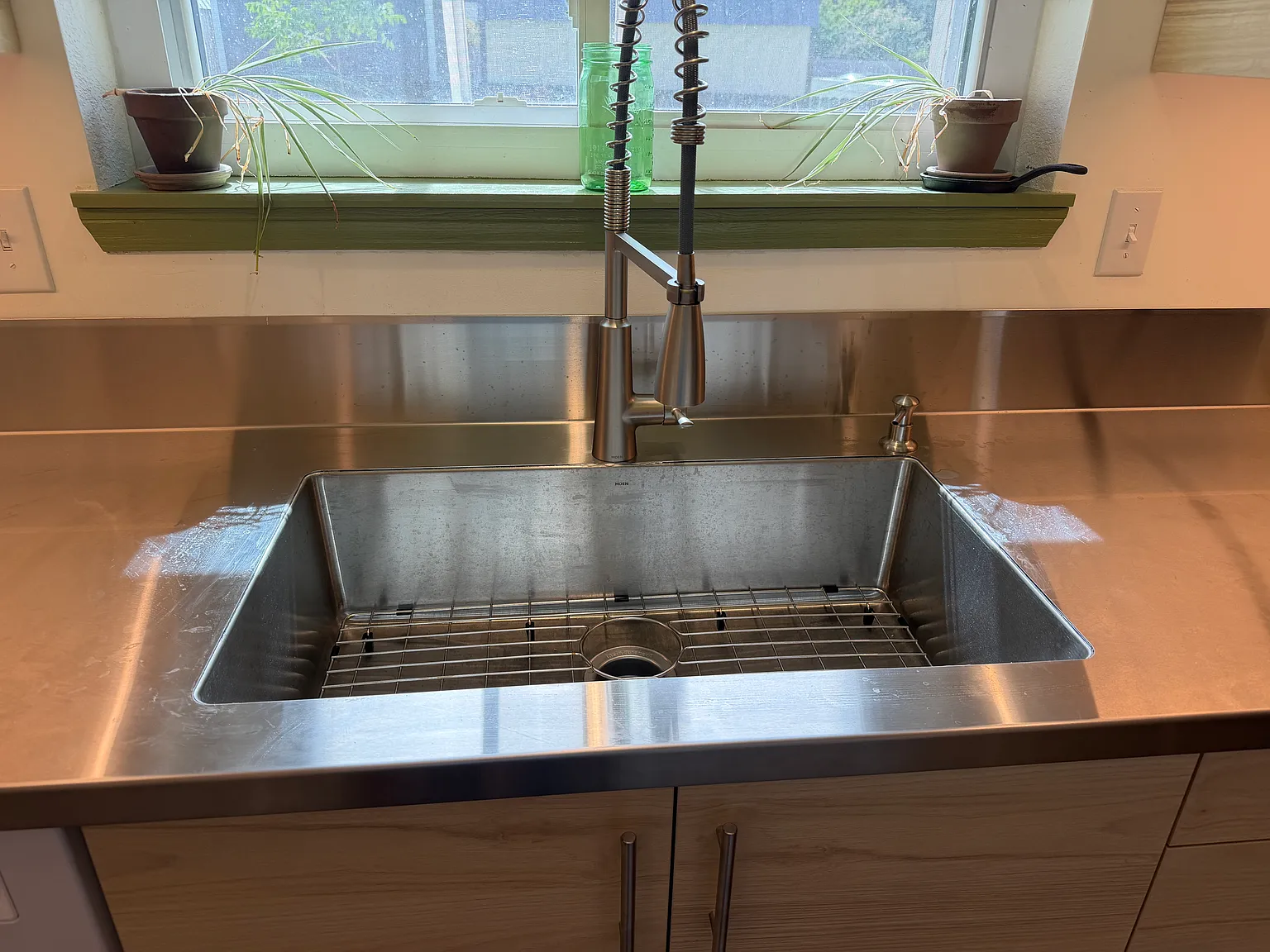 3 bed, 1584 sqft, $2,300 — Photo 4